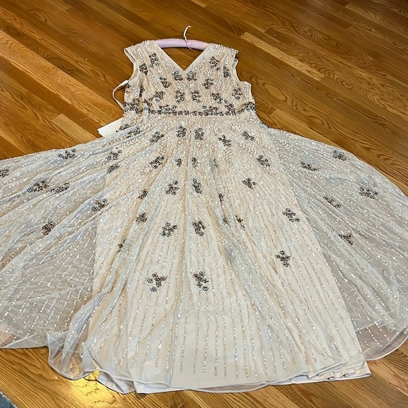 MAC DUGGAL #93575  Embellished Wrap Over Cap Sleeve A-Line Gown Size 24 NWT - Picture 11 of 12